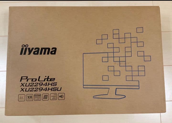 MCJ優待　液晶ディスプレイ