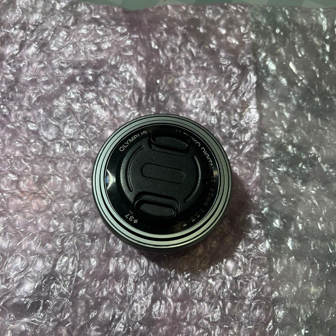 オリンパス レンズ デジカメ一眼レフ レンズ曲がり