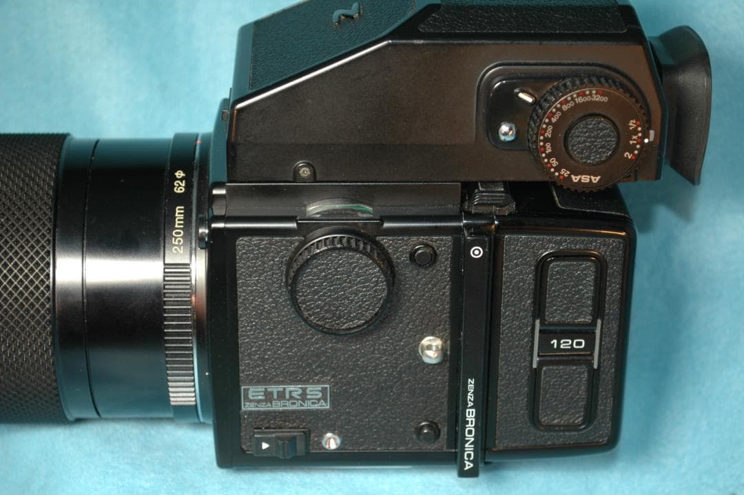 ZENZA BRONICA ETR S 《レンズセット/動作品》