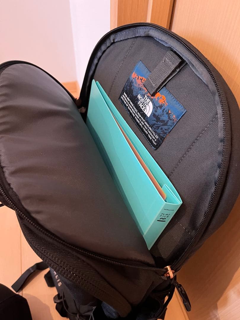 【美品】THE NORTH FACE POREALIS リュック　バックパック