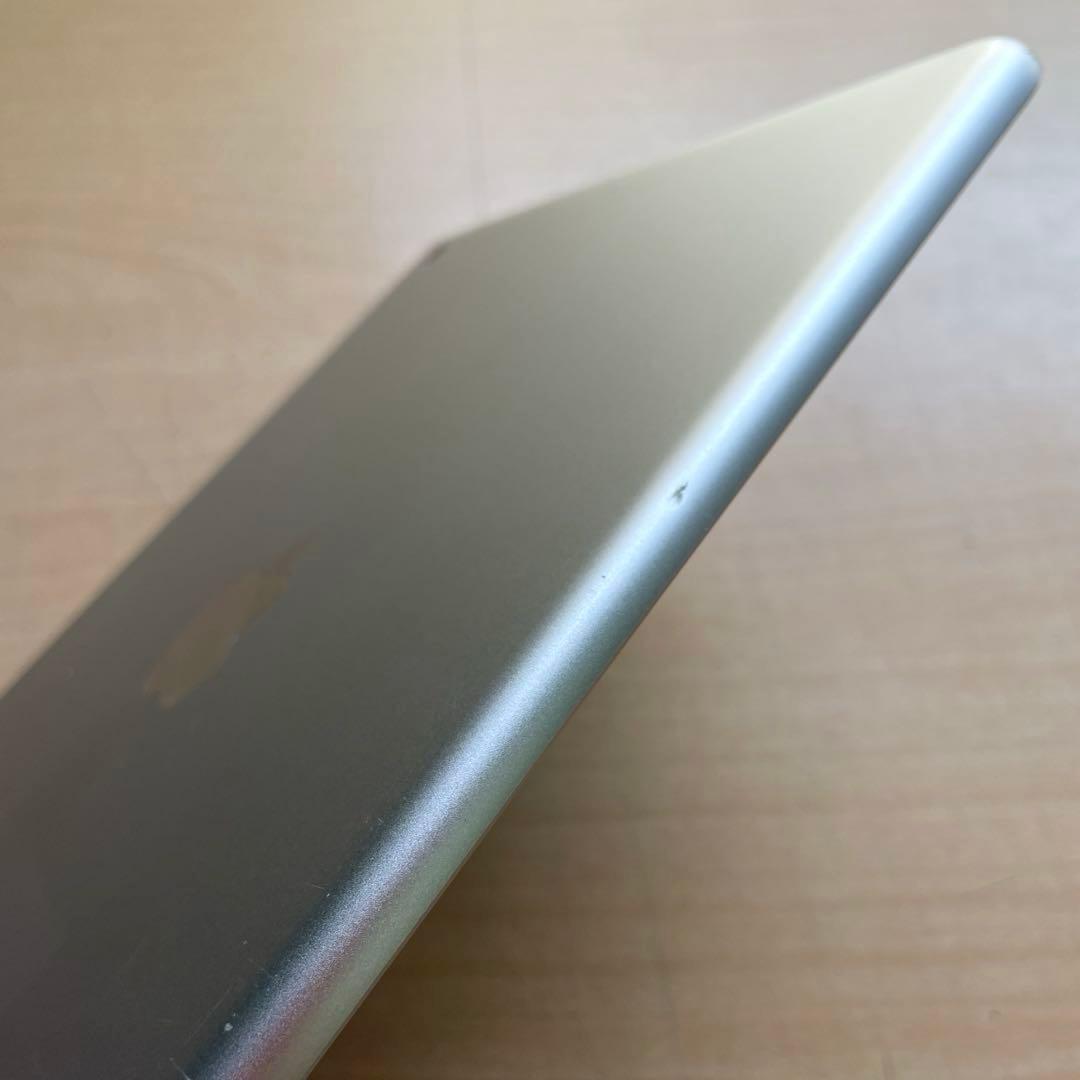 iPad 第6世代　A1893　Wi-Fiモデル　シルバー　32GB 美品　#9