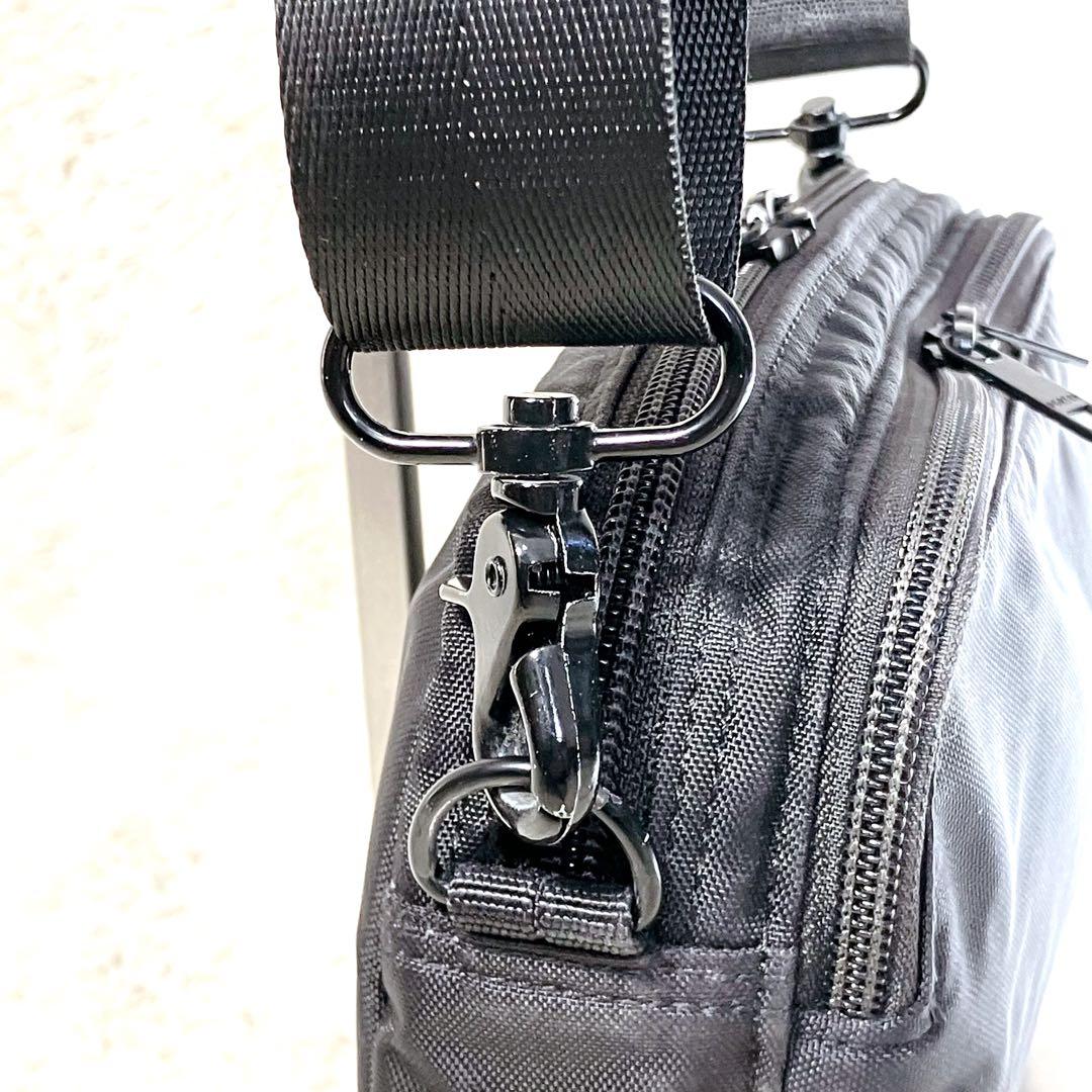 【美品】PORTER ポーター 吉田カバン フラッシュショルダーバック 2層　黒