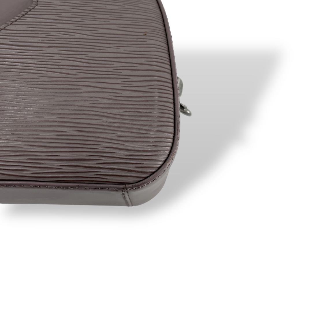 ルイヴィトン　ハンドバッグ　ジャスミン　エピ　型押しロゴ　ラベンダー　ライラック