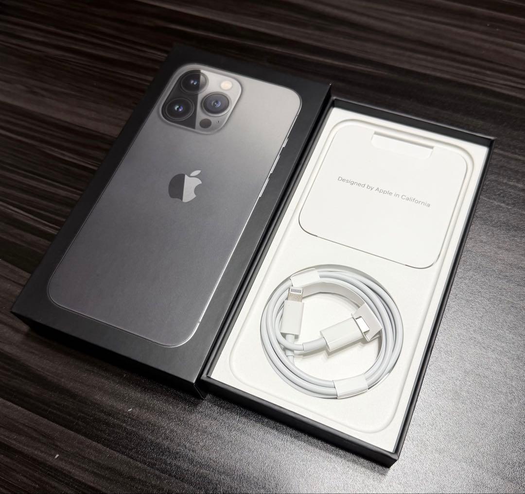 【美品】iPhone13 pro 256GB グラファイト
