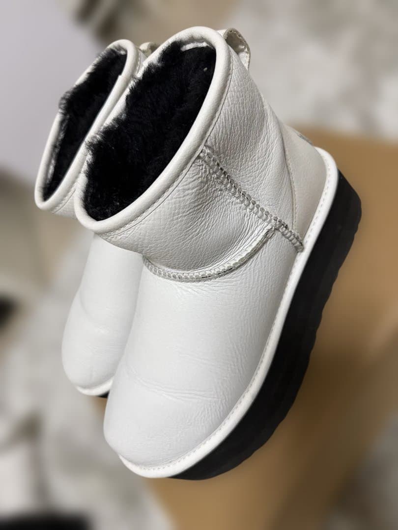 UGG厚底ムートンブーツ W/CLASSIC MINIPLATFORM 24cm