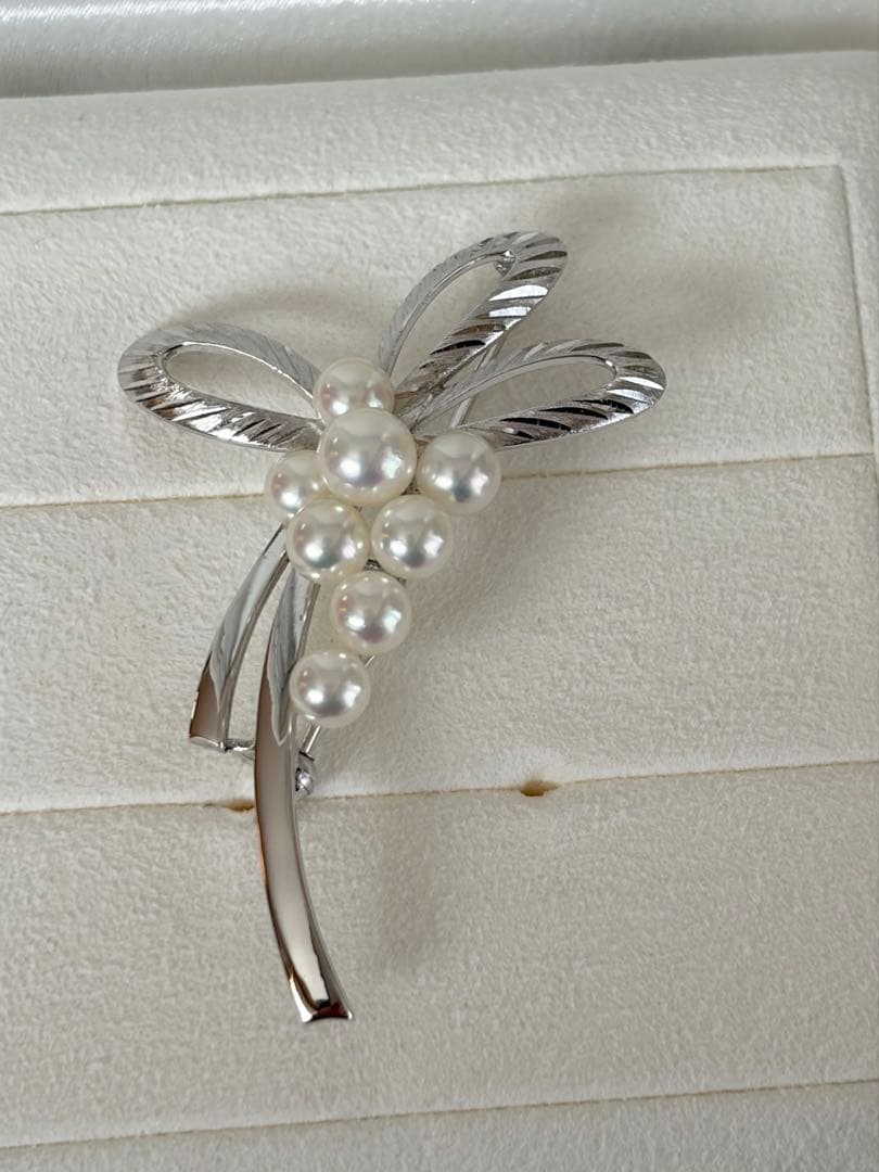 本日限定価格です❤️【美品】ミキモトブローチ