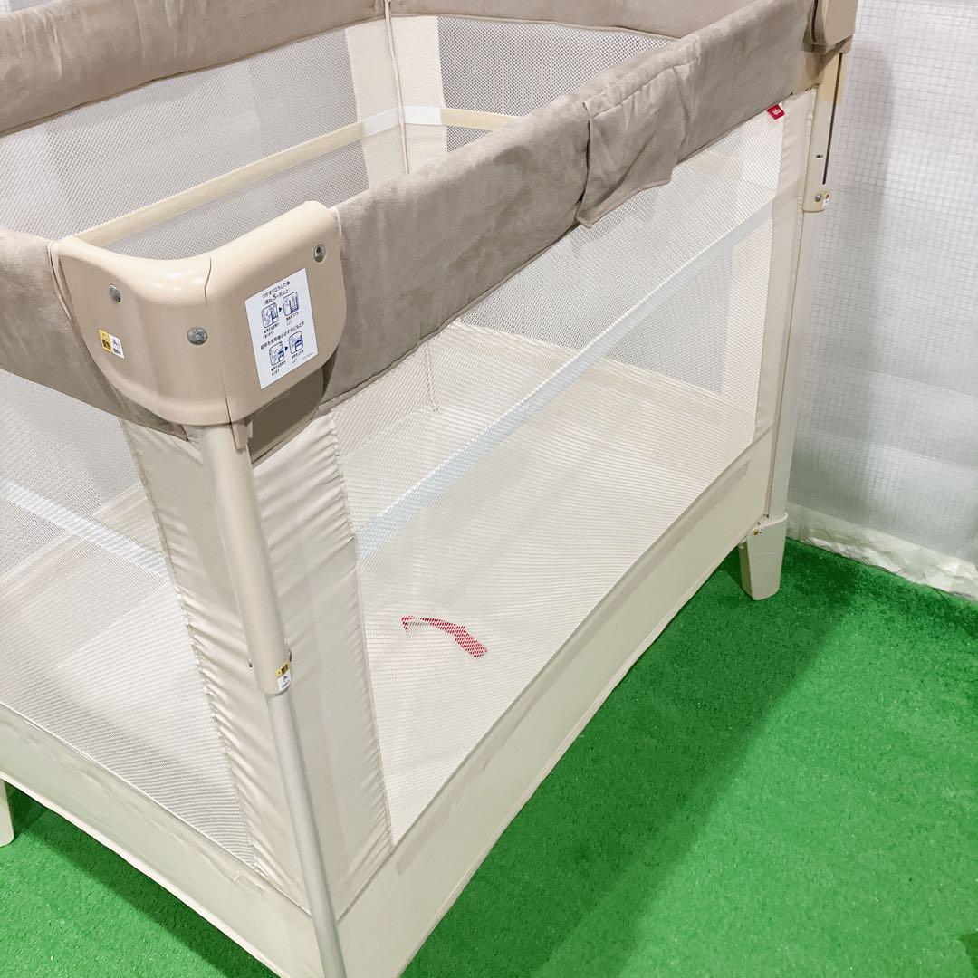 美品 Aprica ココネルエアープラス ベビーベッド ホワイト 洗えるマット