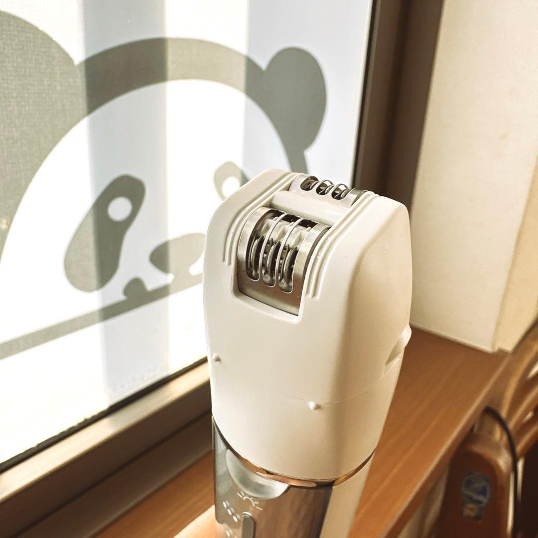 【新品同様】パナソニック ソイエ soie 脱毛器 コードレス ES-EL4B