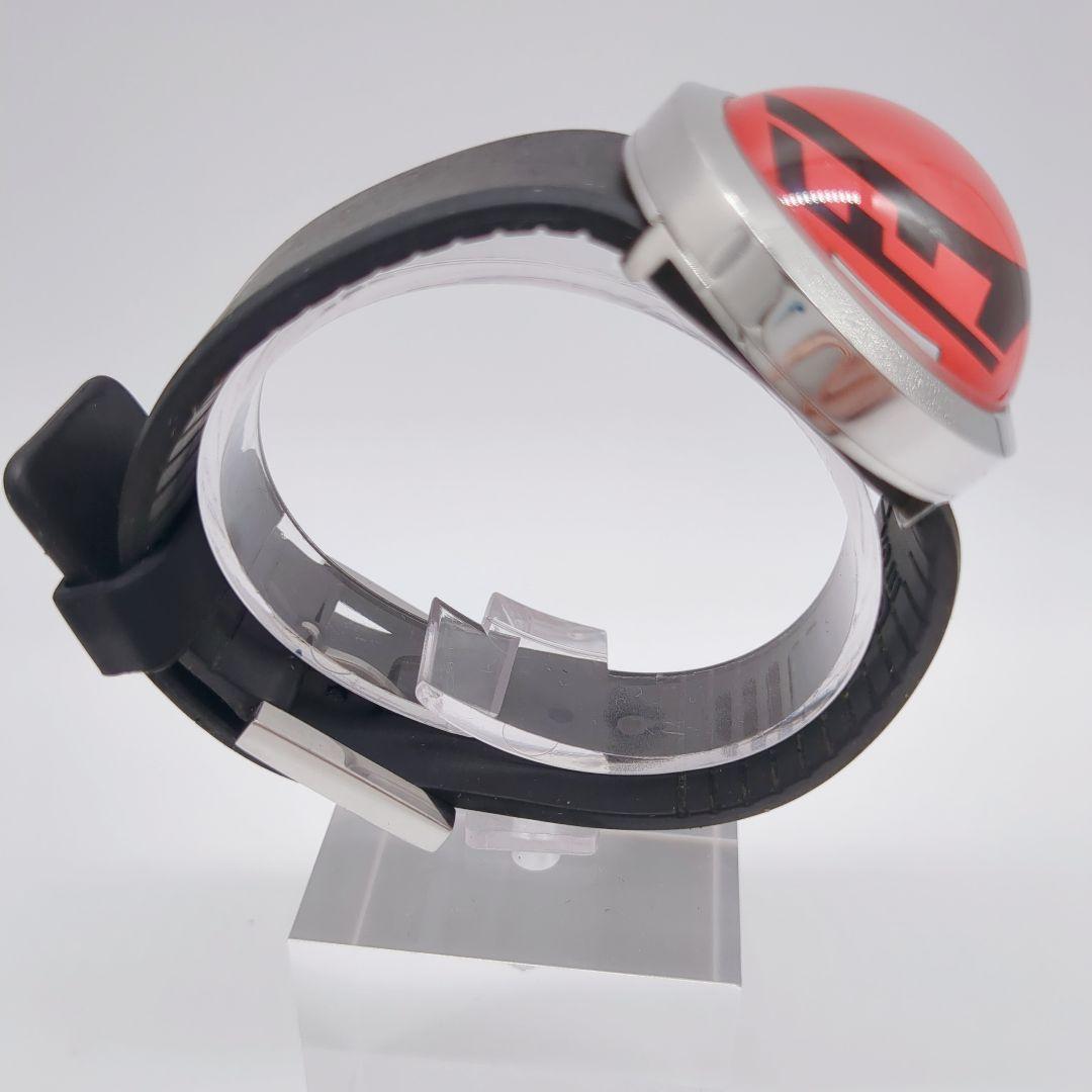 ピンクの猫【希少デザイン】FENDI フェンディ 腕時計 レッド ブラック