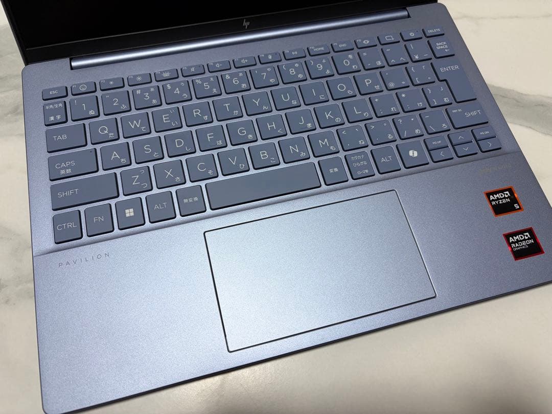 HP Pavillion Aero 13-bg スカイブルー