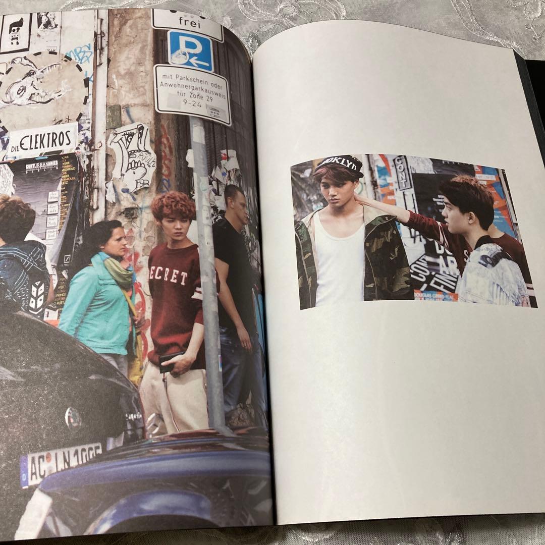 EXO写真集 ３冊　DVD付き