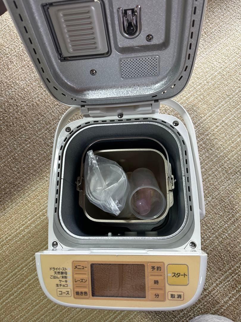 未使用品　Panasonic ホームベーカリー SD-BH104