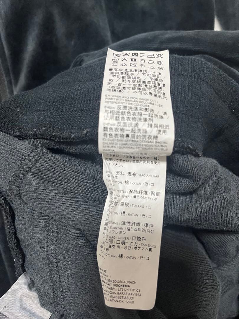 し*ん様 PUMAレディース ベロア ジャージ上下セット ブラック ダークグレー