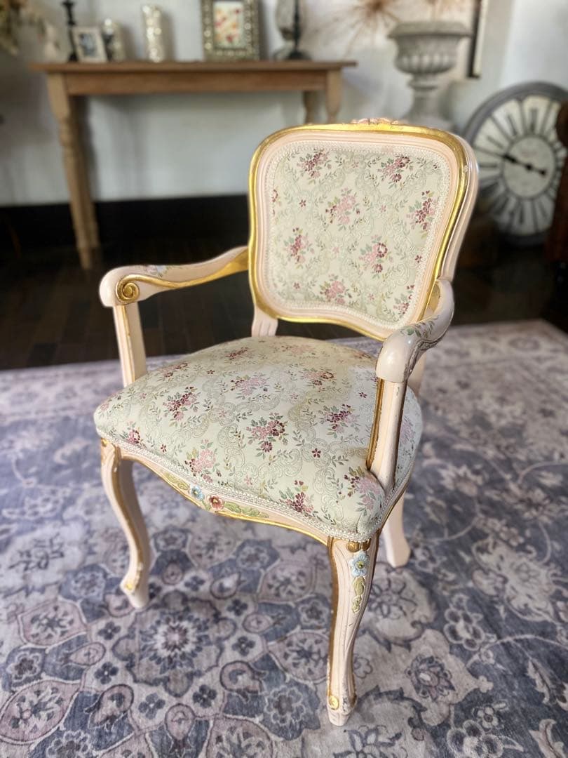 ゆ*ん様 アンティーク風チェア　子供サイズ・ドールチェア