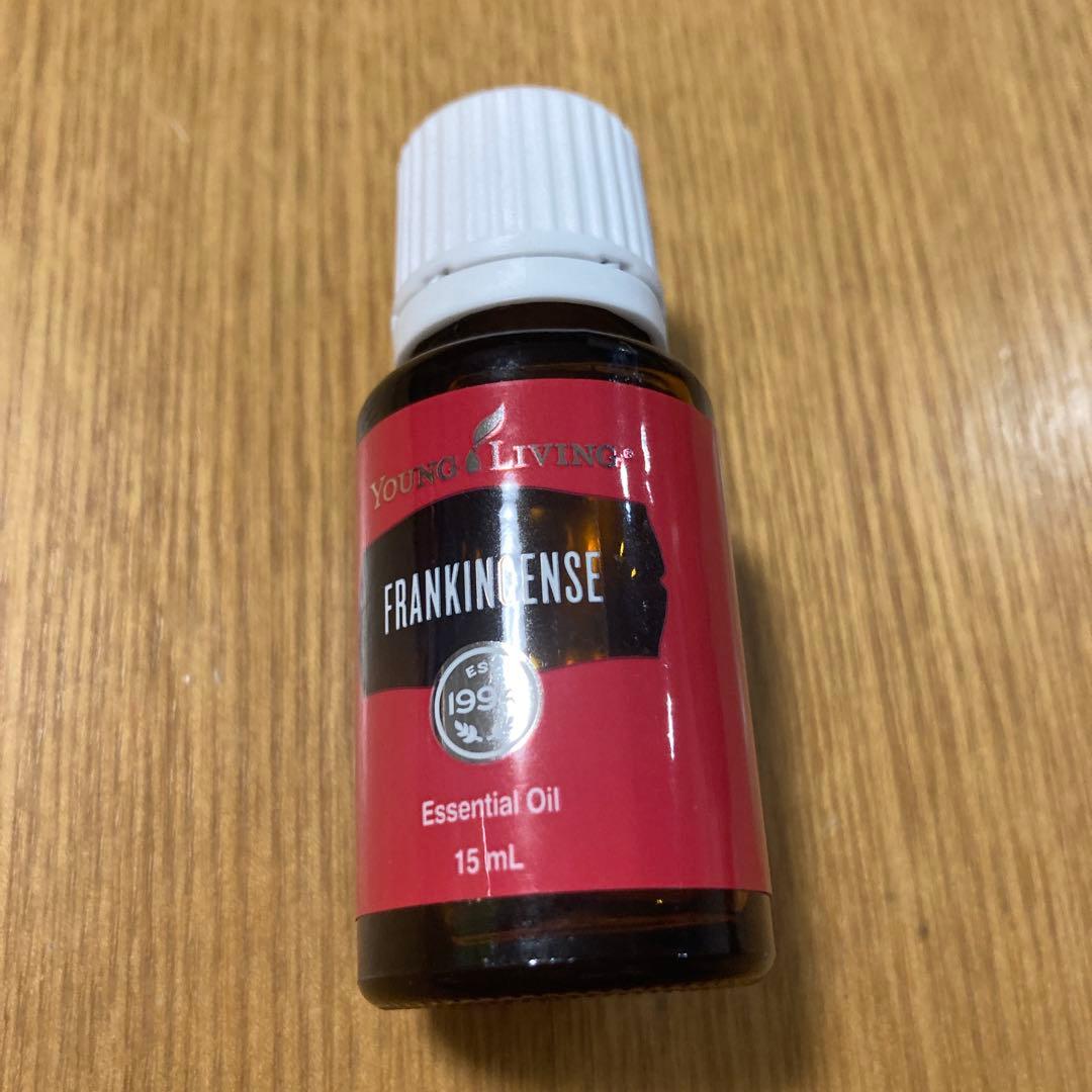 Young Living フランキンセンス 15mL