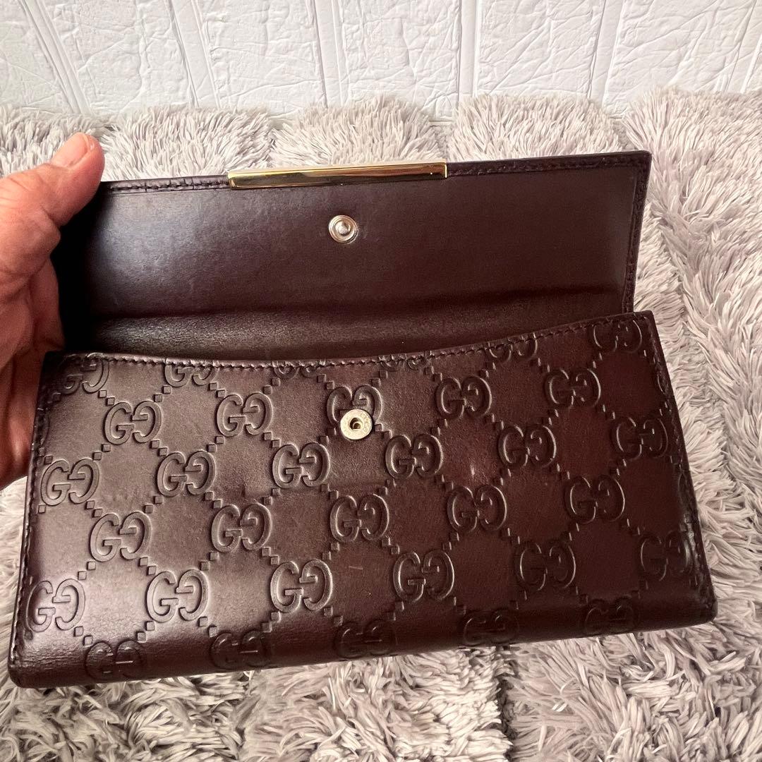 良品✨GUCCI シマ　ロゴプレート　Wホック　ダークブラウン　長財布　メンズ