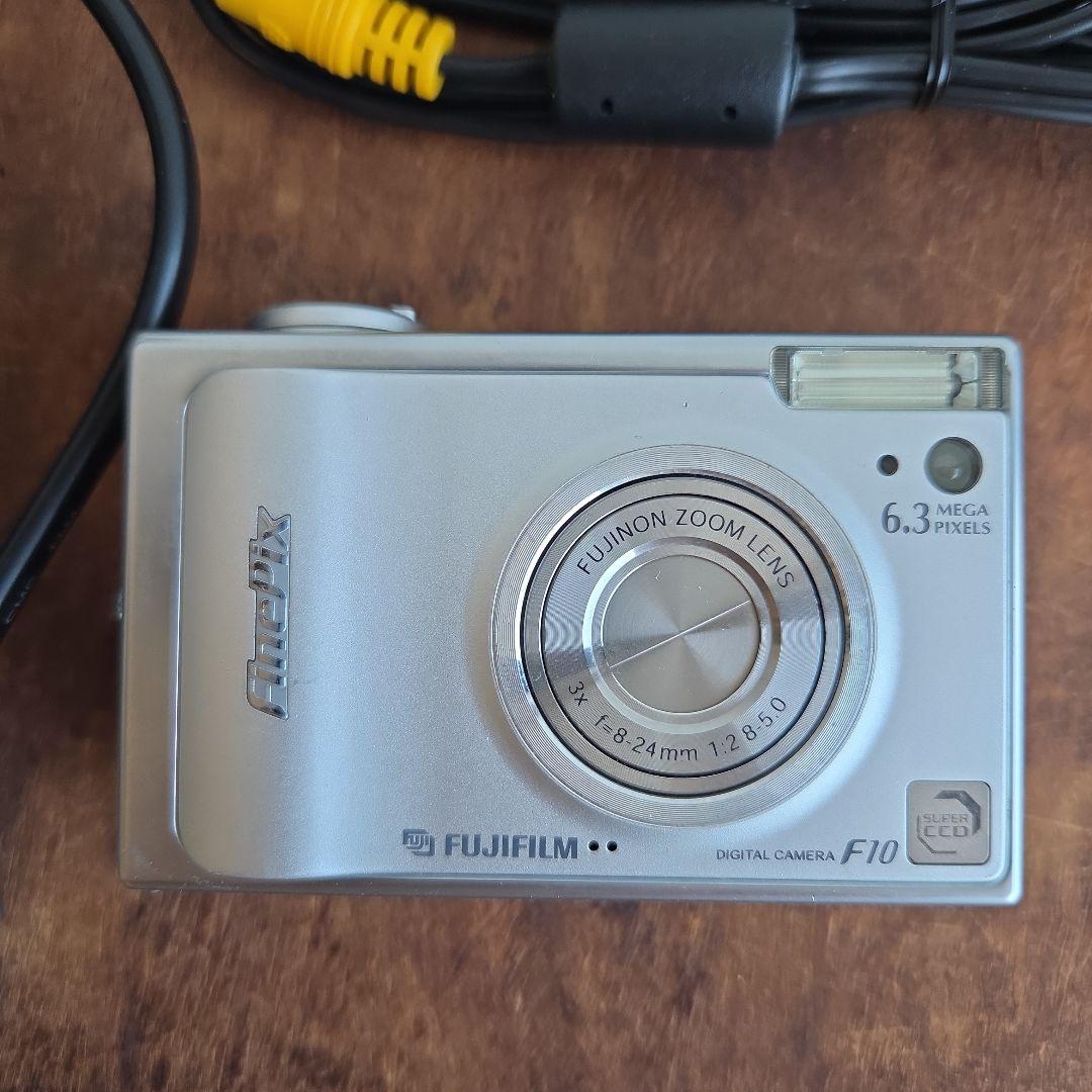 FUJIFILM FinePix F10 フジフィルム デジタルカメラ
