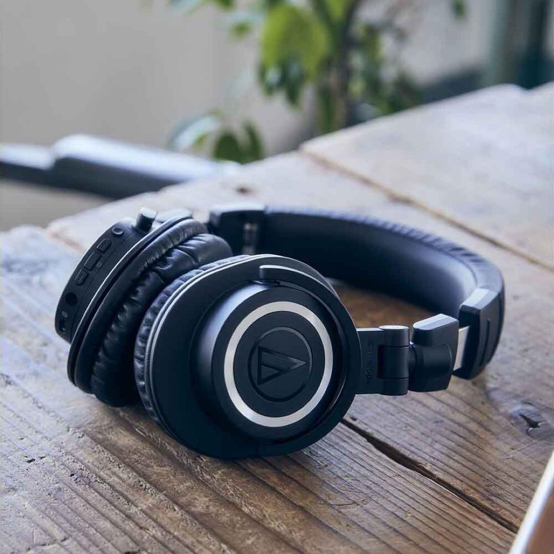 美品 Audio-Technica ATH-M50xBT2 ワイヤレスヘッドホン