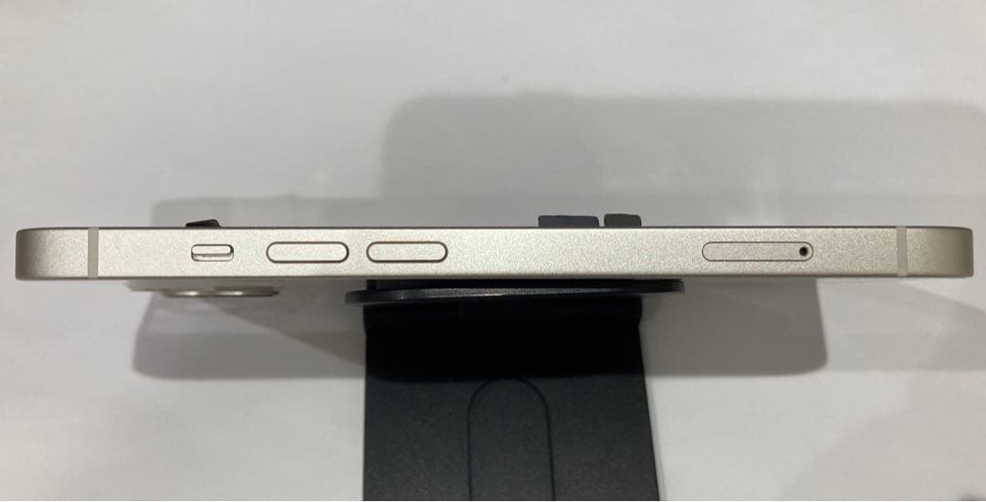 iPhone13スターライト バックパネル　基板とイヤースピーカーなし　2A