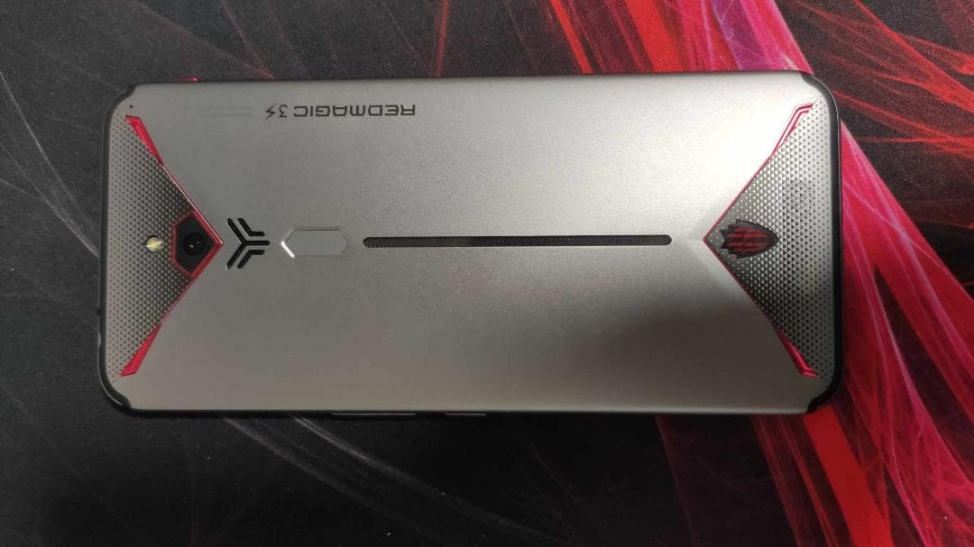 携帯電話本体 Nubia RedMagic 3S