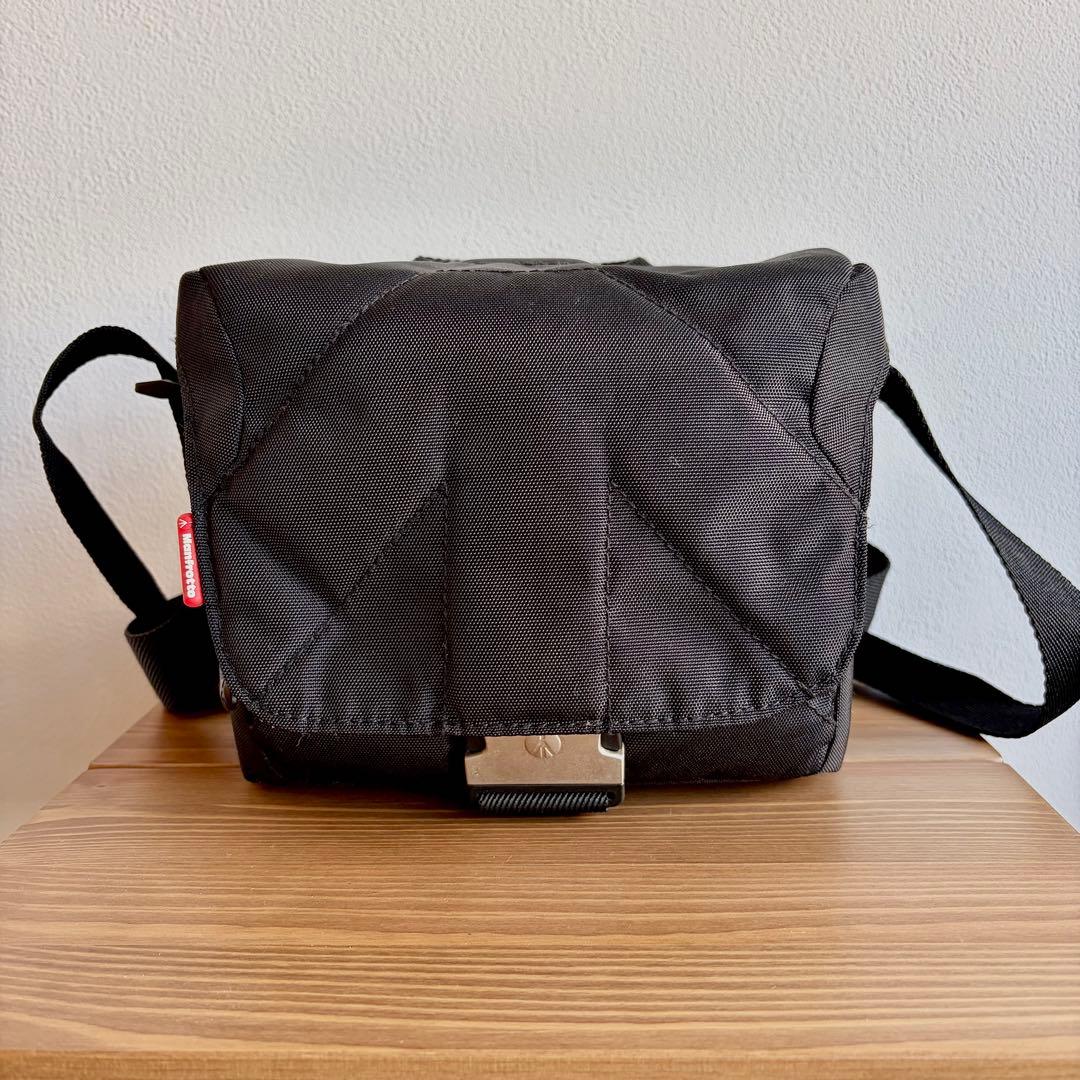 Canon EOS Kiss X7 ホワイト ズームレンズ＋40mm単焦点レンズ