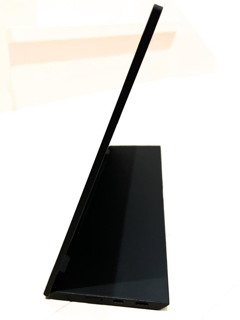 ThinkVision M14 モニター USB-Cポート搭載
