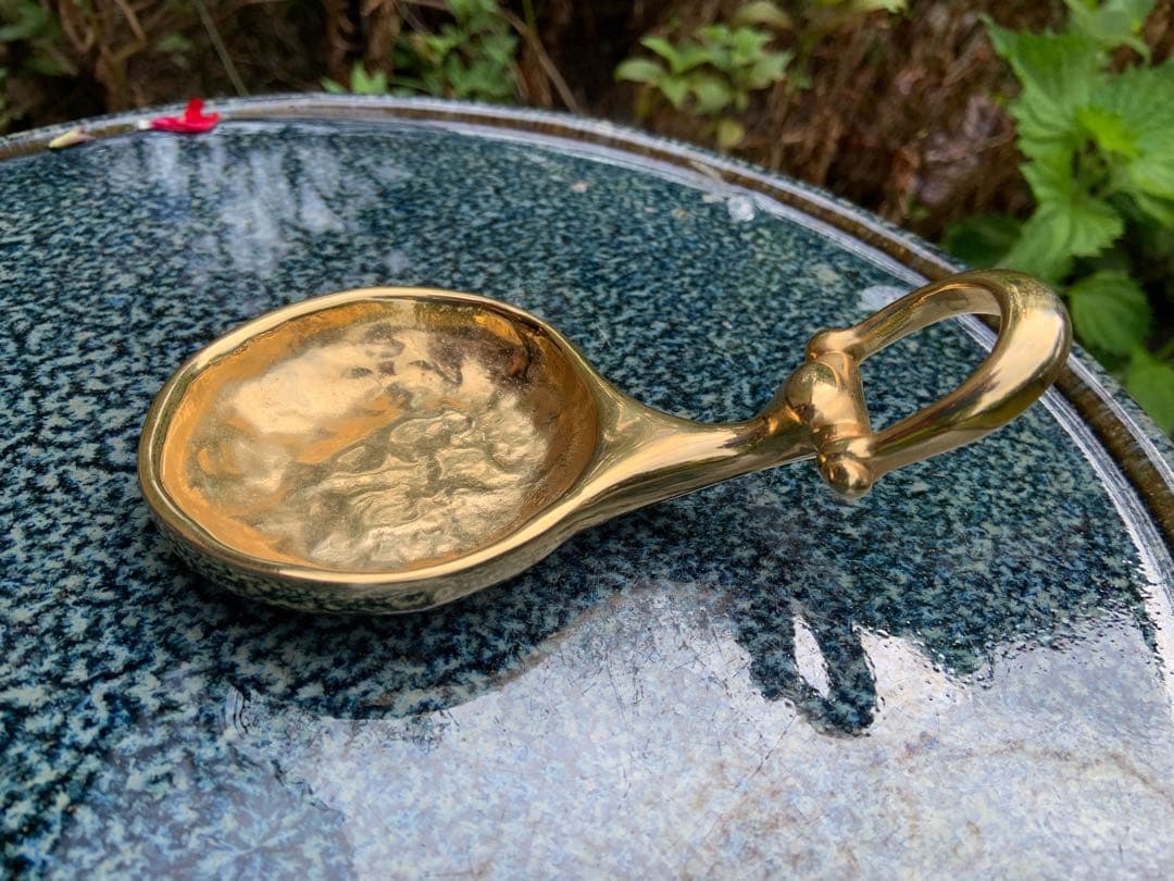 J*0様 GUCCI イタリア製 真鍮 ハンマード仕上げ スプーン型 アンティー