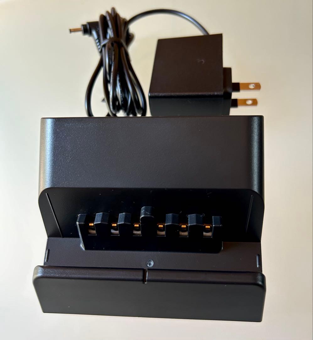 ほぼ新品 Panasonic UN-10L11-Kポータブル 防水 テレビ