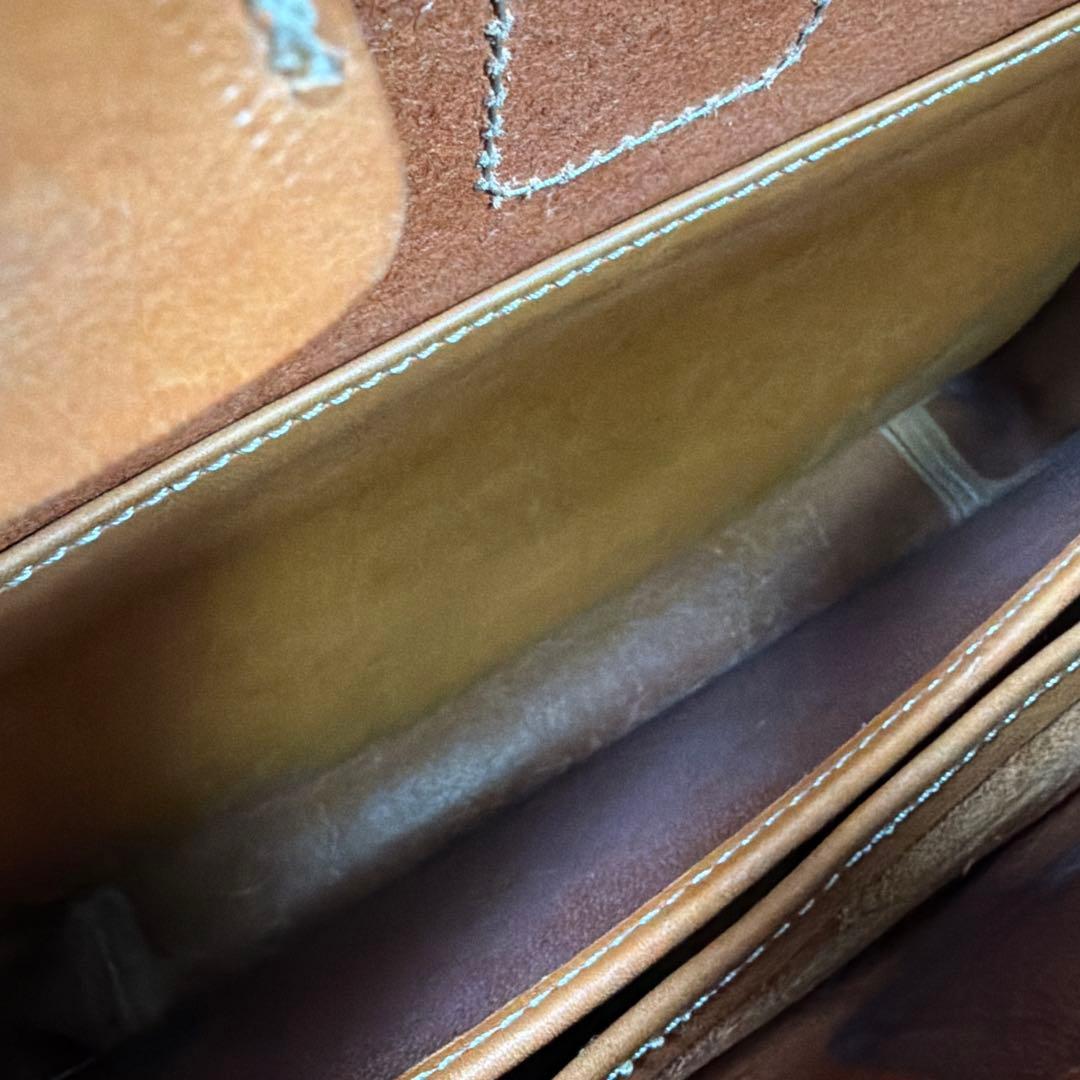 HERZ ヘルツ　ダレスバッグ　ビジネスバッグ　レザー　キャメル　メンズ