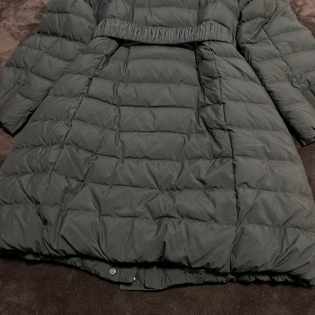 タグ付き未使用級　西川ダウン　フォックスファースタンドベルテッドダウン　カーキS