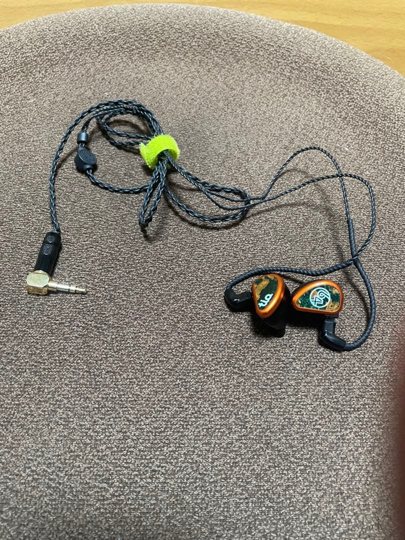 イヤホン 64audio tia forte