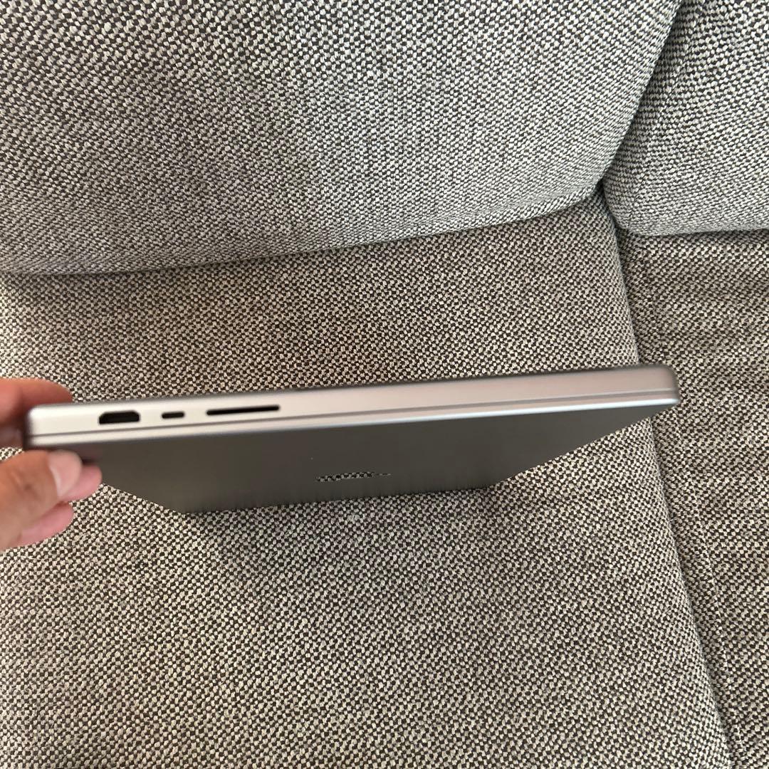 MacBookPro2021 16㌅M1 16/500GB 16core