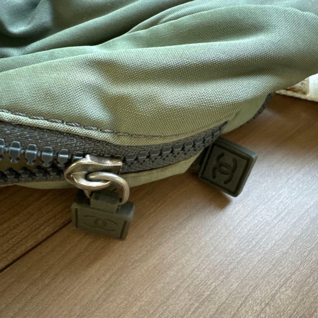 CHANEL シャネル　ボストンバッグ　カーキ