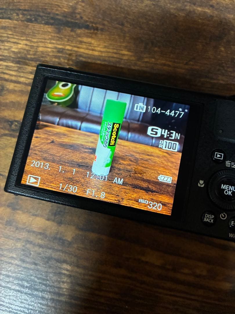 美品FUJIFILM XQ1 ブラック 本体と付属品