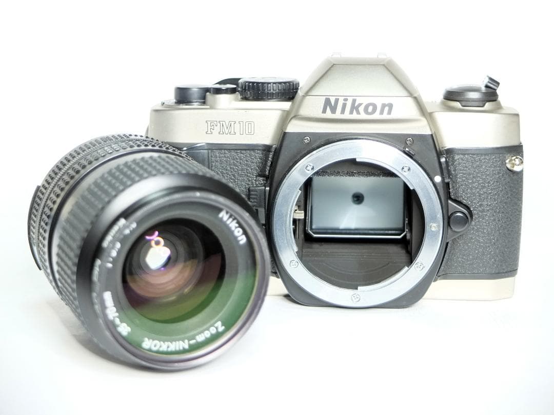 【実写確認整備品】NikonFM10／35mm-70mmf3.5-4.8UVF付