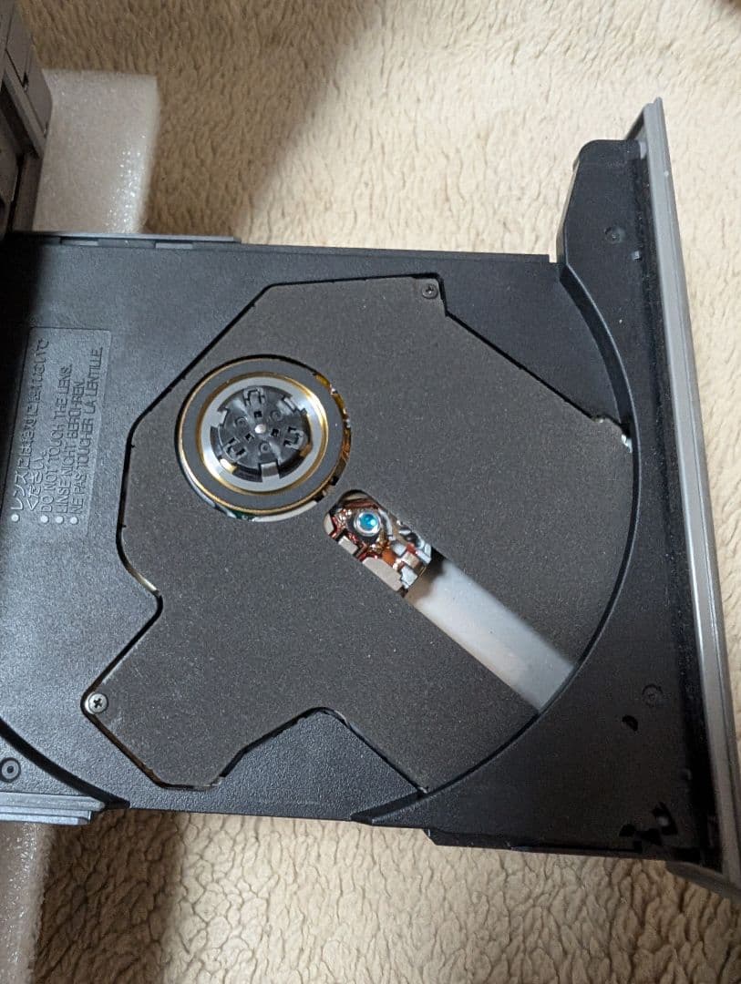 Toshiba Tecra 780DVD Windows 2000ノートPC