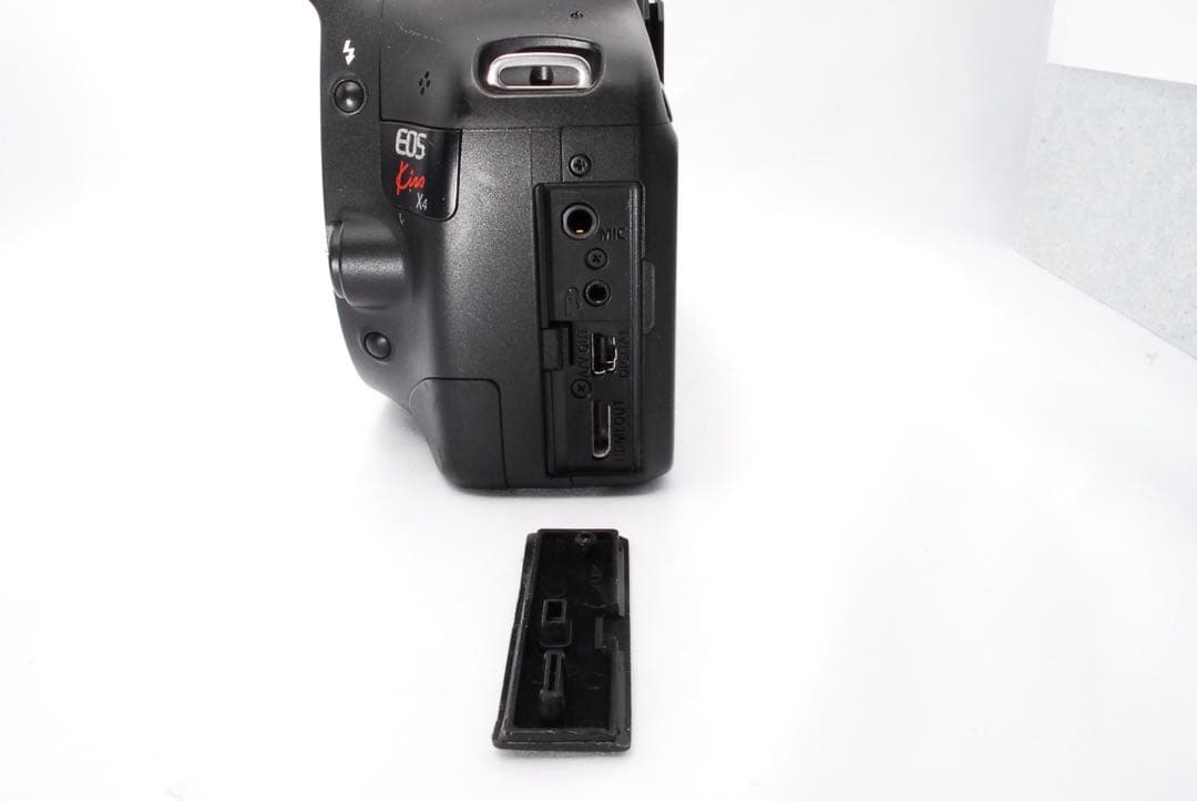 Canon EOS Kiss X4 一眼レフカメラ　美品⭐️手ぶれ補正あり！