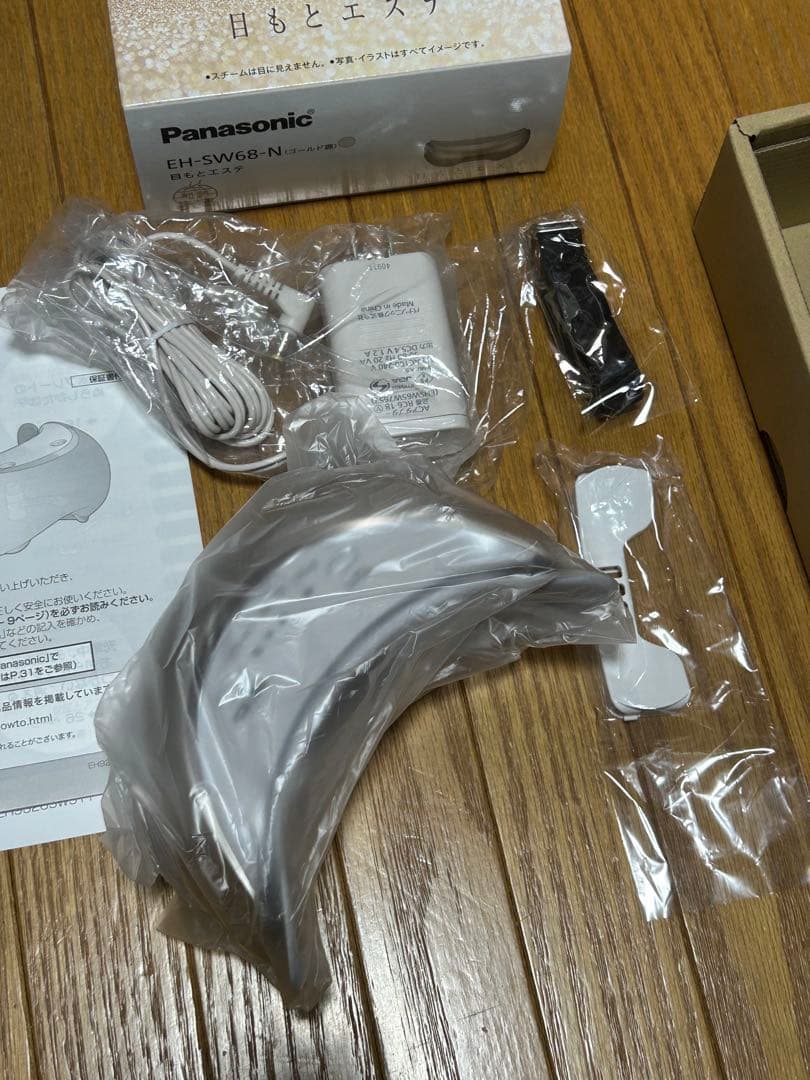 Panasonic★EH-SW68-N★新品未使用品★目もとエステ★ゴールド調