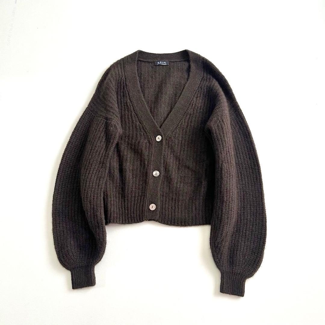 空飛ぶ羊　ヤクのバルーン袖カーディガン