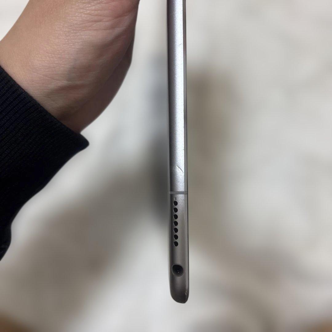 iPad Proシルバー 本体(ジャンク品)