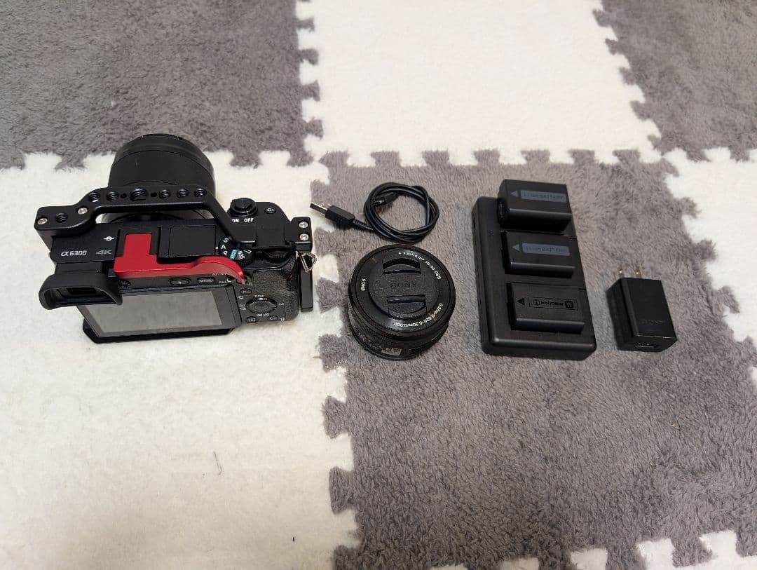 Sony α6300ミラーレス一眼カメラ+50mmF1.8/16-50mmセット