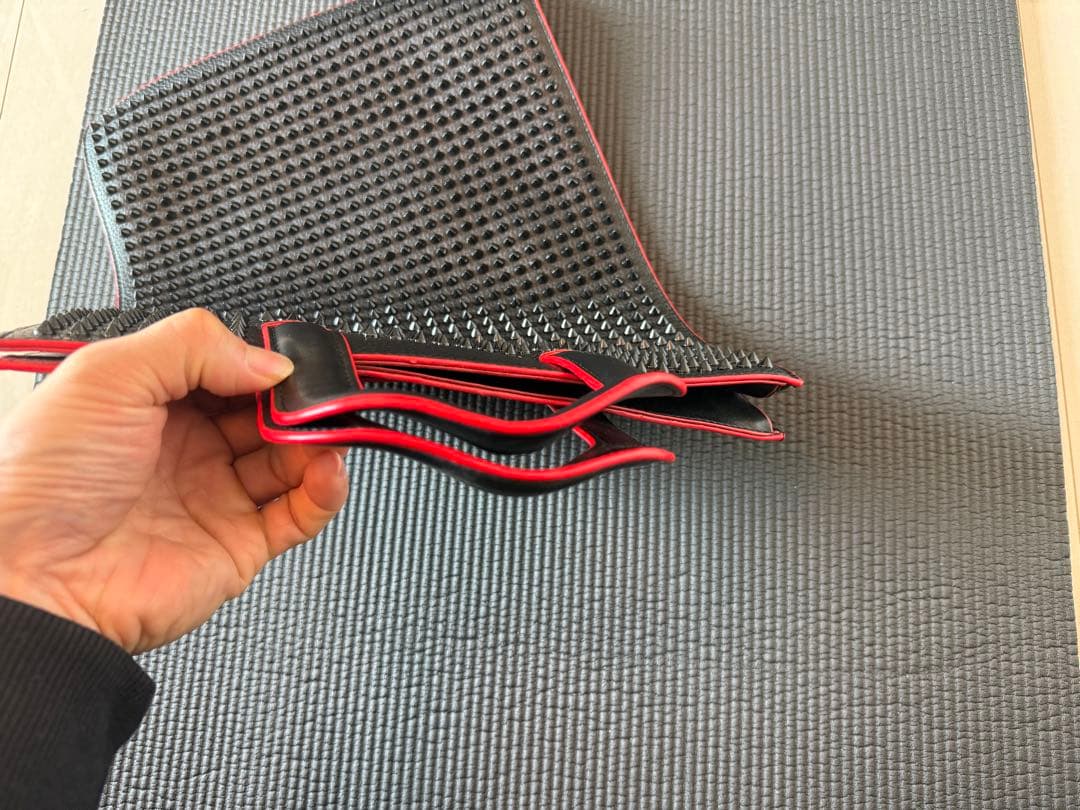 【美品】Christian Louboutinスタッズレザートートバッグ黒赤コバ