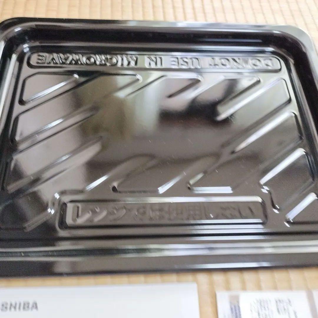 TOSHIBA オーブンレンジ ホワイト 石窯ドーム ER-D70B