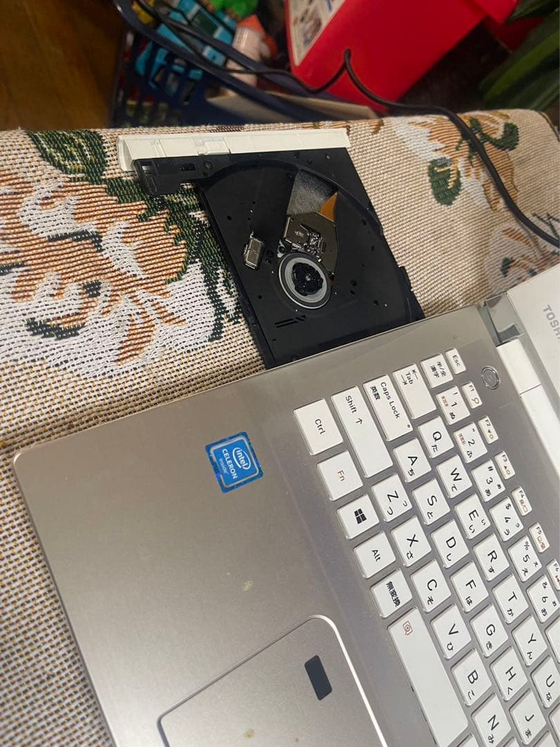 綺麗　東芝 2019年 AZ25 パソコン　正規対応機