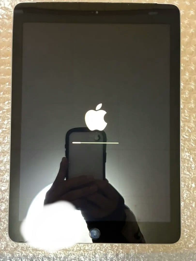 Apple iPad6世代　32GB　スペースグレイ　セルラー