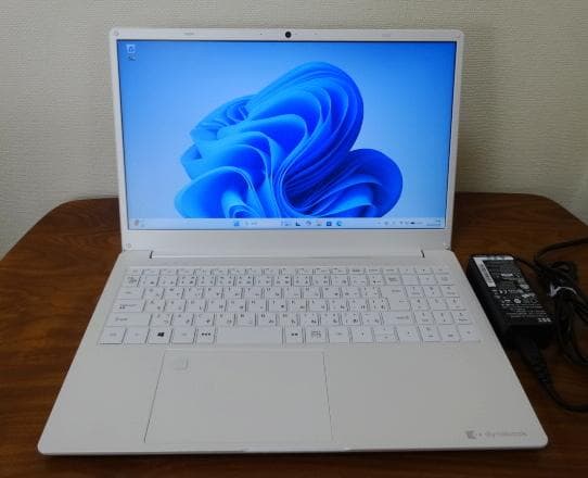dynabook ノートパソコン P1Y4PPEW i3 SSD256G
