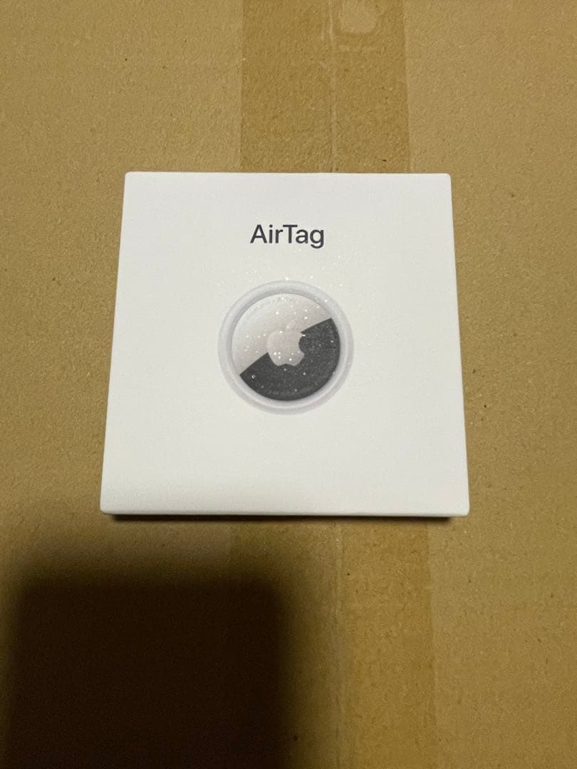 Apple iPhone16本体　128GB SIMフリー エアタグ