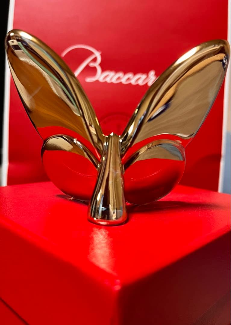 バカラ　バタフライ　置き物
