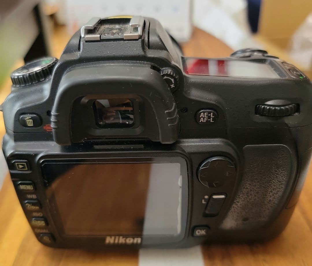 Nikon デジタル一眼レフカメラ ズームレンズ付き　専用充電器付き