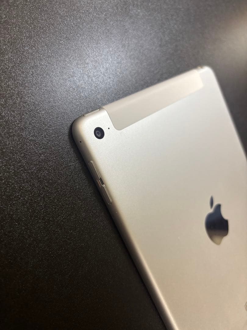 Apple iPad mini4 セルラー 7.9インチ シルバー 本体